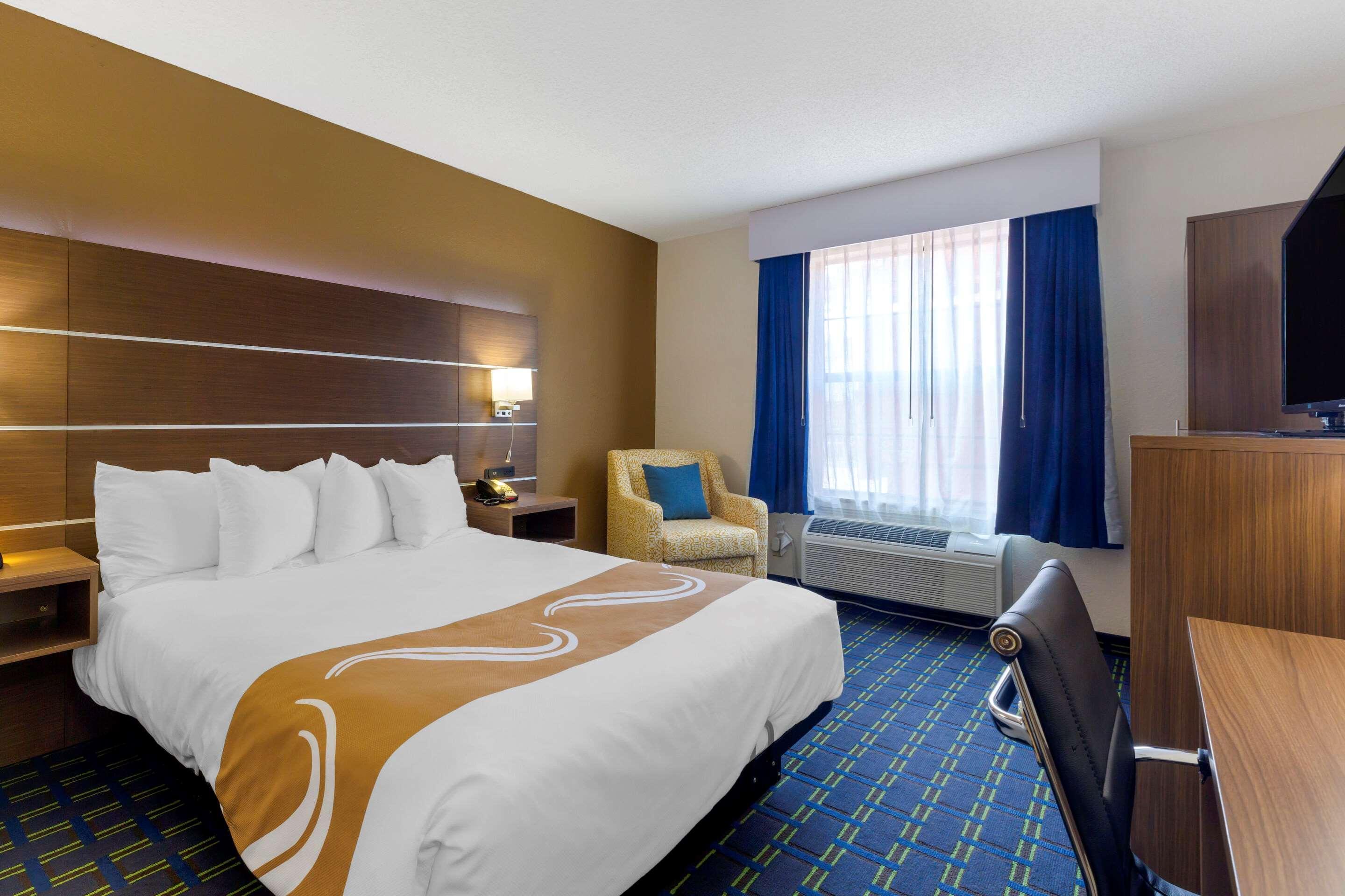 Quality Inn Lee Exteriör bild