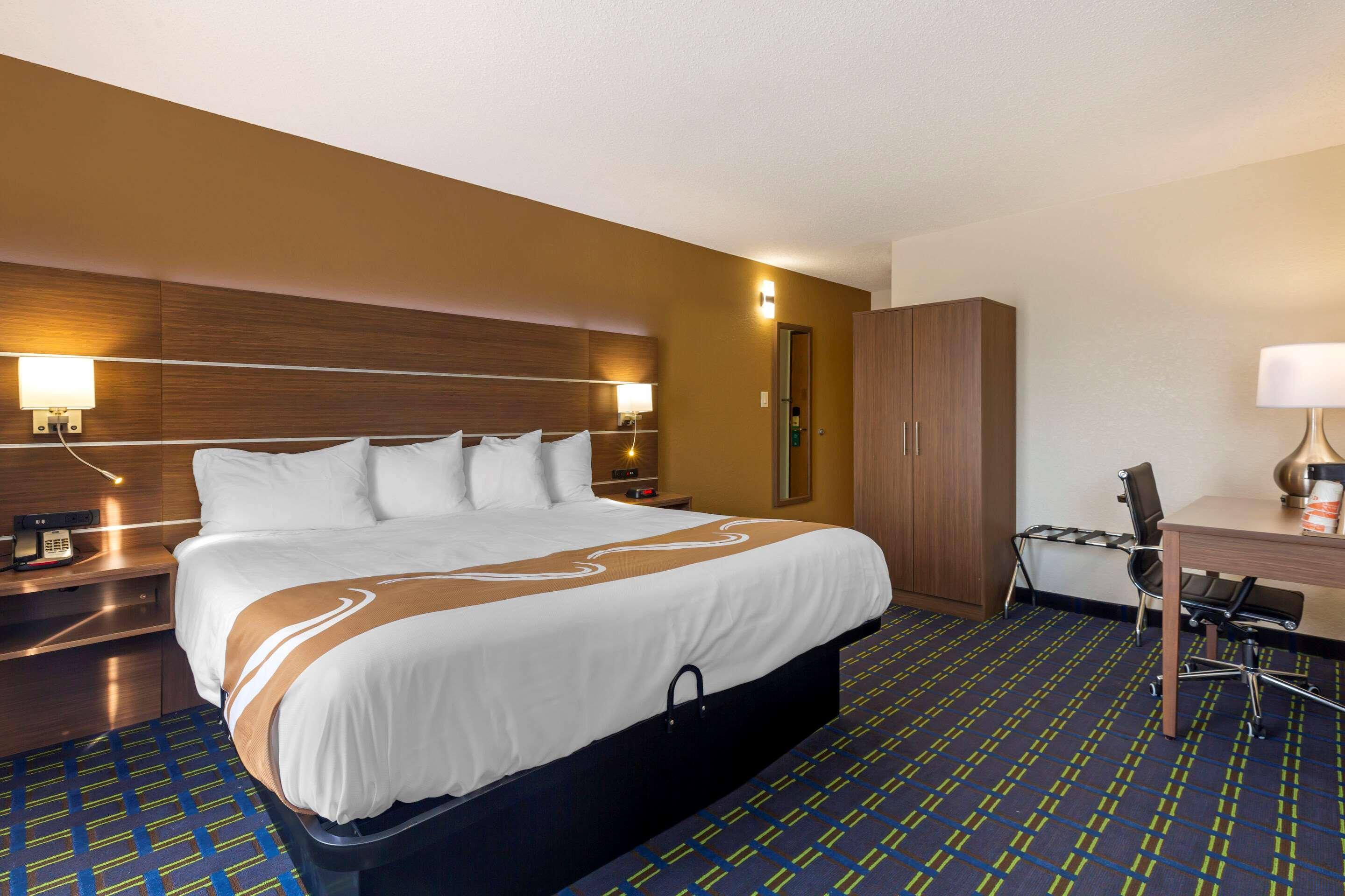 Quality Inn Lee Exteriör bild